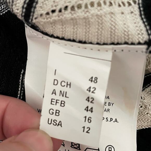 Missoni Knit Racerback Sleeveless Top Chevron Pattern Black Cream IT 48 / US 12 - Picture 3 of 12